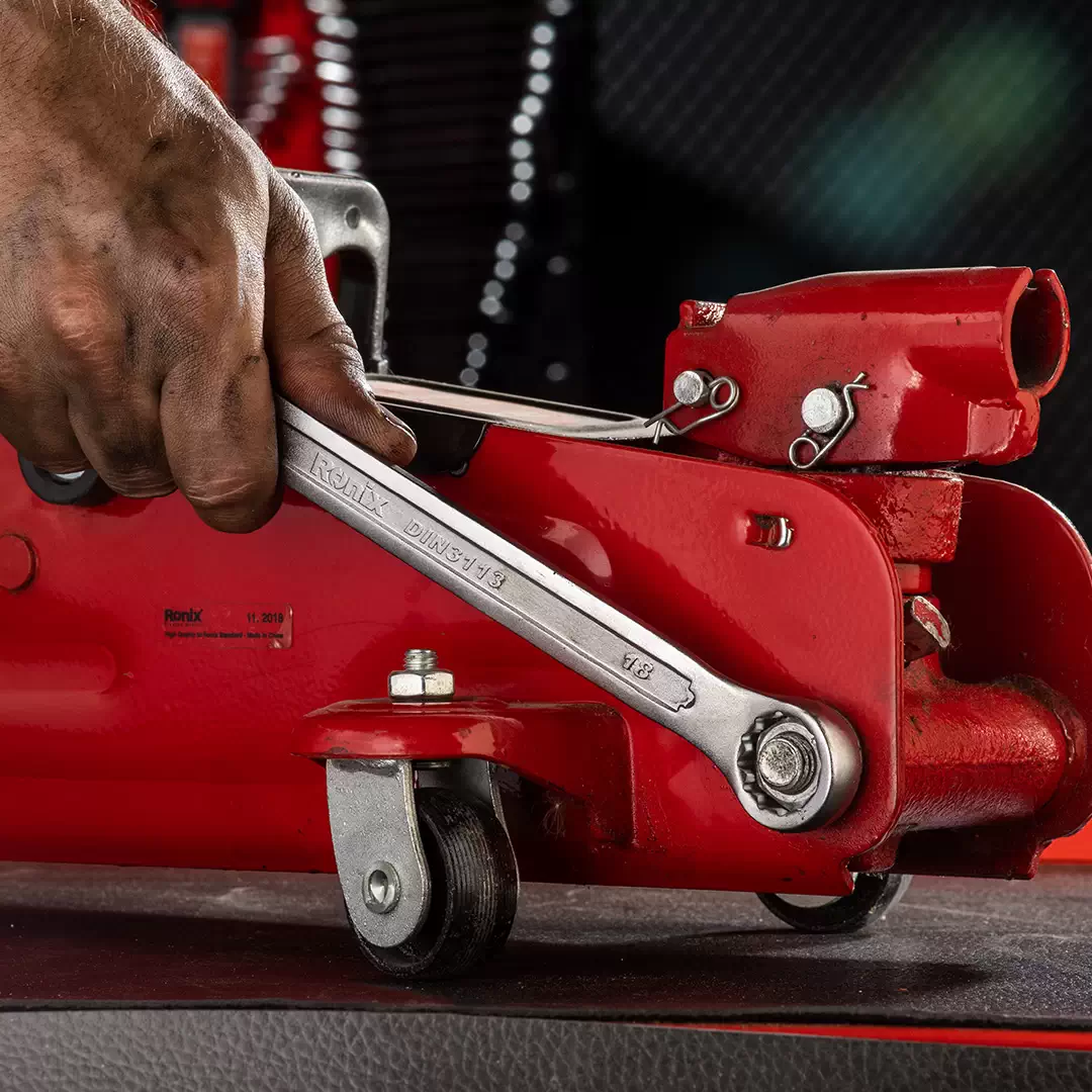 آچار ۱۸ میلی‌متری RH‑2118 رونیکس